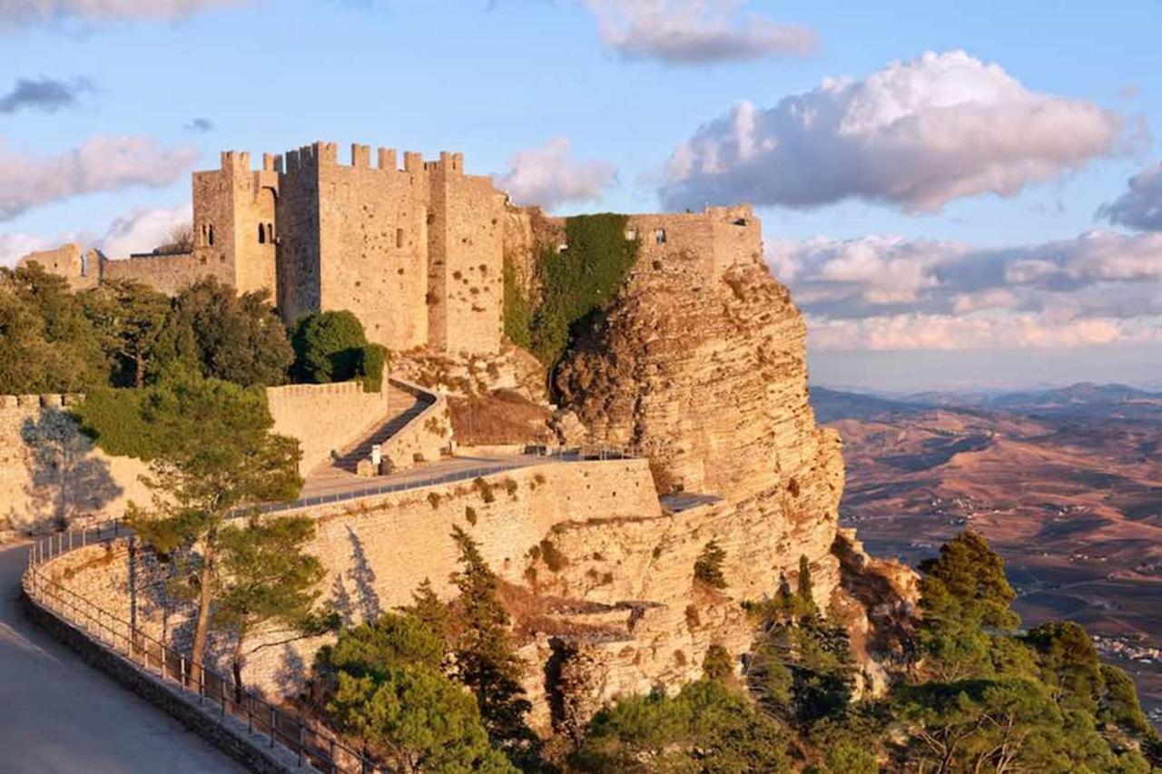 Leo Appartamenti Con Vista Panoramica Erice Exteriér fotografie